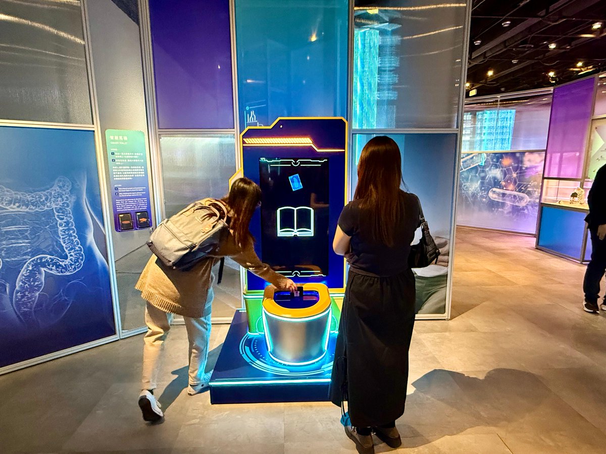 magic_limited's tweet image. π© MagIC's Smart Toilet at HK Science Museum! Featured on TVB News, our concept joins 50+ exhibits at Innovative Pathway. Revolutionizing diagnostics. Visit to see HKβs future! π½ #SmartToilet #Innovation πΊ bit.ly/3YocRGwfποΈ hk.science.museum