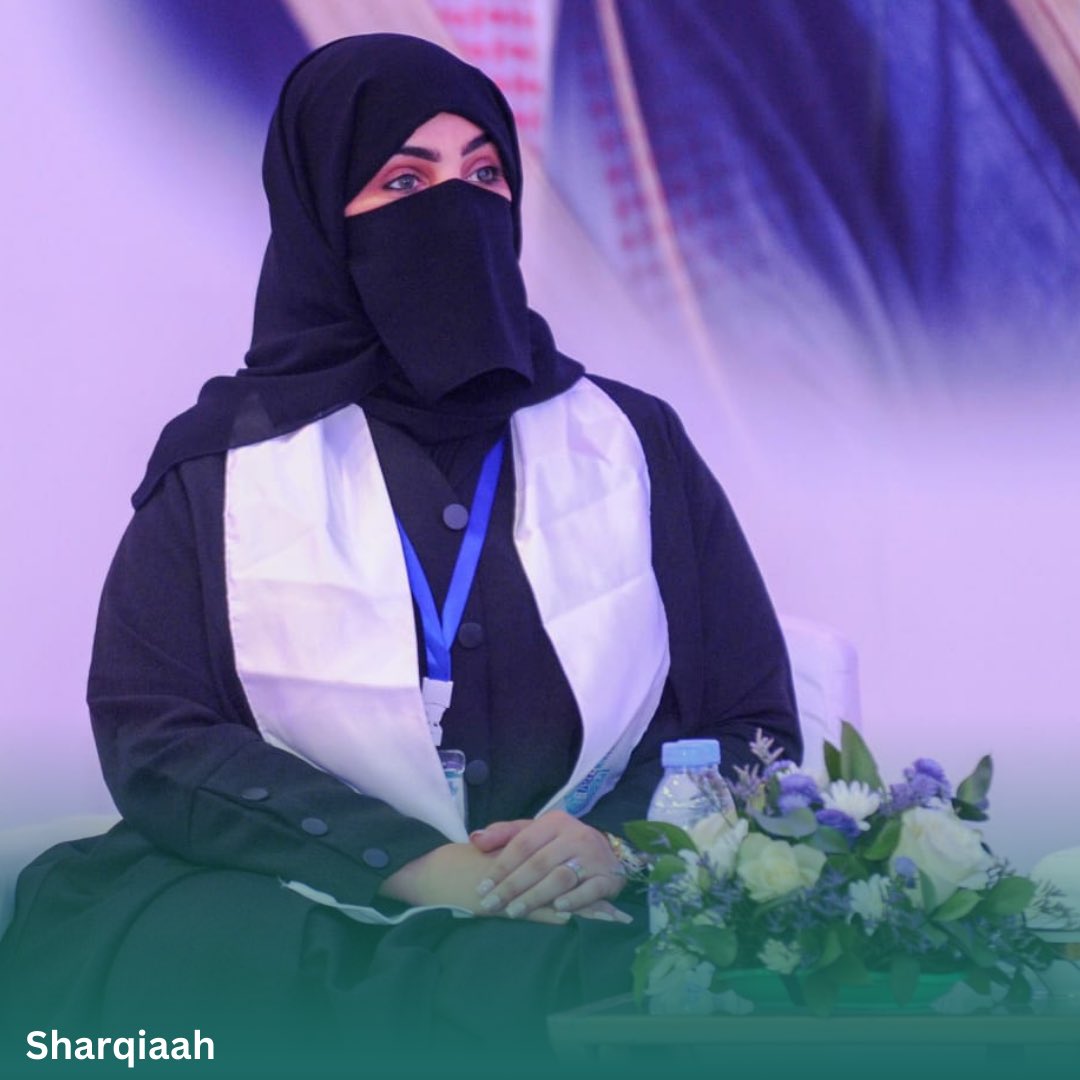 #شخصيات_من_الشرقية
أمل المطيري، واحدة من الأسماء البارزة والمُلهمة في مدينة الجبيل والمنطقة الشرقية، تمثل القوة والعزيمة في العمل المجتمعي، حيث أثبتت مكانتها بفضل مبادراتها الاستثنائية التي تلامس قلوب الجميع. هي نموذج حي للقيادة التي تدمج الإبداع بالالتزام، وتُسهم بشكل فاعل في