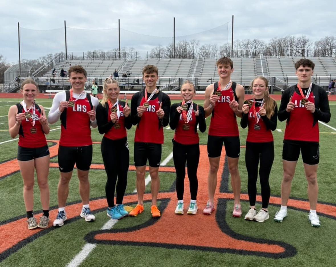 Bob Greenburg (@bobgreenburg) on Twitter photo Lakeview girls and boys both with 1st place finishers in the 4x400m relay Saturday at Harbor Creek Invitational. The boys breaking the 2014 record with a time of 3:29.88. <a href="/RHarold21/">Ryan Harold</a> Lakeview girls and boys both with 1st place finishers in the 4x400m relay Saturday at Harbor Creek Invitational. The boys breaking the 2014 record with a time of 3:29.88. <a href="/RHarold21/">Ryan Harold</a>