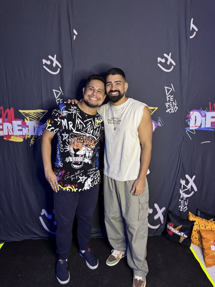 BrotherDoDilson's tweet photo. Tem coisas que eu nem sei expressar Dilson. Só sentir. Obrigado por despertar essa sensação @dilsinho https://t.co/rLlS8i3lYB