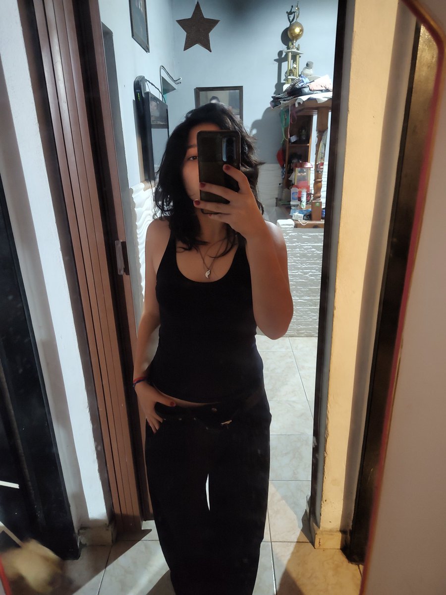scarlett tweet media