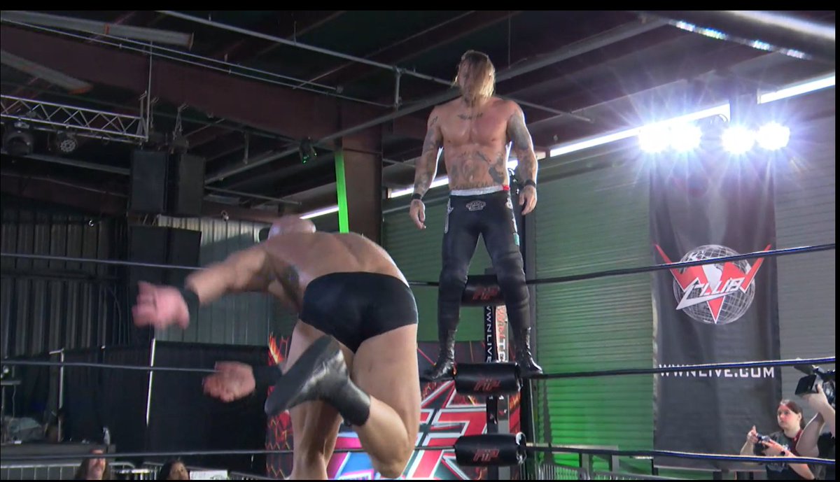 Jordan Owens tweet media