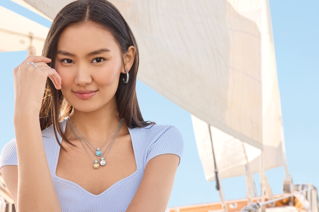 BrightonCollectibles tweet media