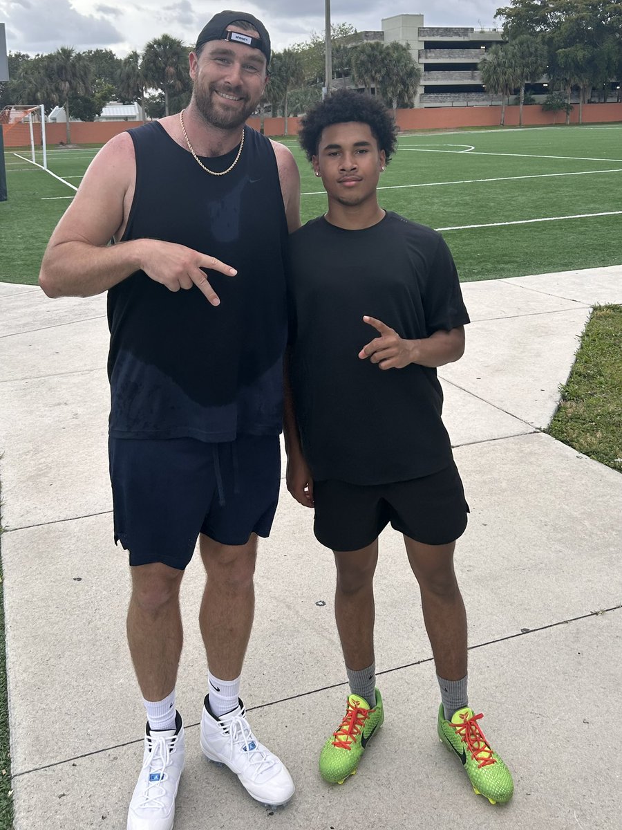 Jazz Lewis (@jazzlewis1018) on Twitter photo Got some good work in with Travis Kelce this past week, learned a lot from the Super Bowl legend.
<a href="/NFL/">NFL</a> <a href="/Chiefs/">Kansas City Chiefs</a> <a href="/Tony_Villani_/">Tony Villani</a> <a href="/AndrewSpruill_/">Andrew</a> Got some good work in with Travis Kelce this past week, learned a lot from the Super Bowl legend.
<a href="/NFL/">NFL</a> <a href="/Chiefs/">Kansas City Chiefs</a> <a href="/Tony_Villani_/">Tony Villani</a> <a href="/AndrewSpruill_/">Andrew</a>