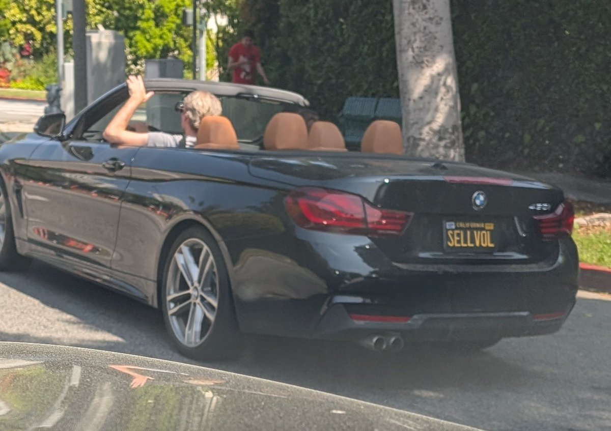 nyhedge's tweet photo. Praying for this guy https://t.co/N8i0sTF9kO