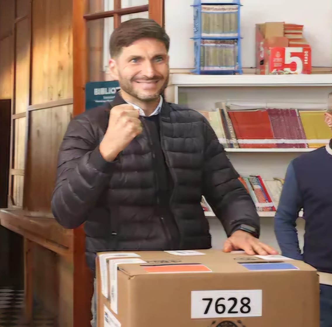 El Gobernador <a href="/maxipullaro/">Maximiliano Pullaro</a> recibe un contundente apoyo del pueblo santafesino a su gestión, y abre la puerta a la necesaria modernización institucional de su provincia.

Cuando se gestiona cerca de las personas, se conoce cada pueblo y se trabaja incansablemente para resolver los