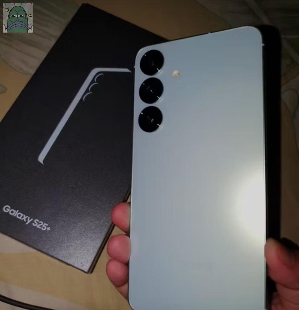 Tanyarlfes tweet media