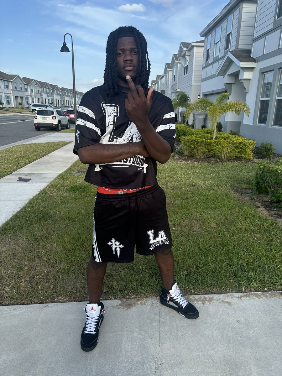 K8Hoodrich's tweet photo. Man a nigha finna start making content 💯 https://t.co/38YCL6YgAo