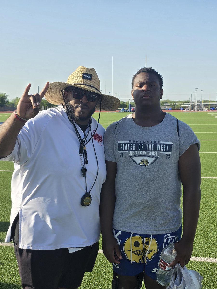 Kylan Gardner (@kylan_gardner28) on Twitter photo Had a great time competing at the Midwestern State University <a href="/MSUTexasFB/">Midwestern State Football</a> Football Camp today and I learned a lot from Coach <a href="/FBCoachLeonard/">Coach Cedric Leonard</a> <a href="/LSOCFootball/">LSOC Football</a> <a href="/CoachWeltonJ/">Coach Johnson</a> Had a great time competing at the Midwestern State University <a href="/MSUTexasFB/">Midwestern State Football</a> Football Camp today and I learned a lot from Coach <a href="/FBCoachLeonard/">Coach Cedric Leonard</a> <a href="/LSOCFootball/">LSOC Football</a> <a href="/CoachWeltonJ/">Coach Johnson</a>