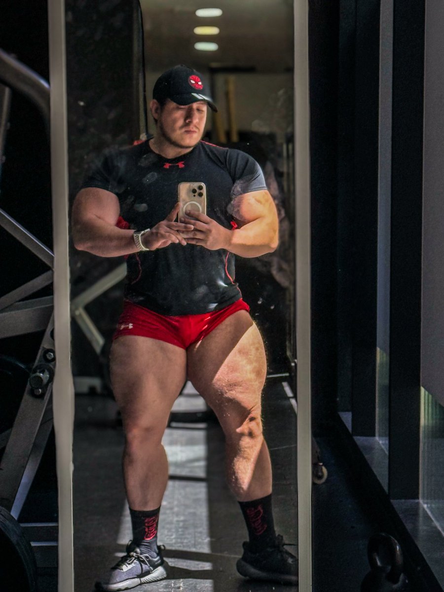 Bigger everyday. Leg Sunday DONE.