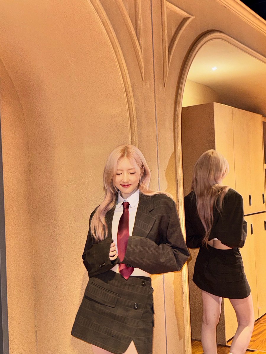 blake 하람· tweet media