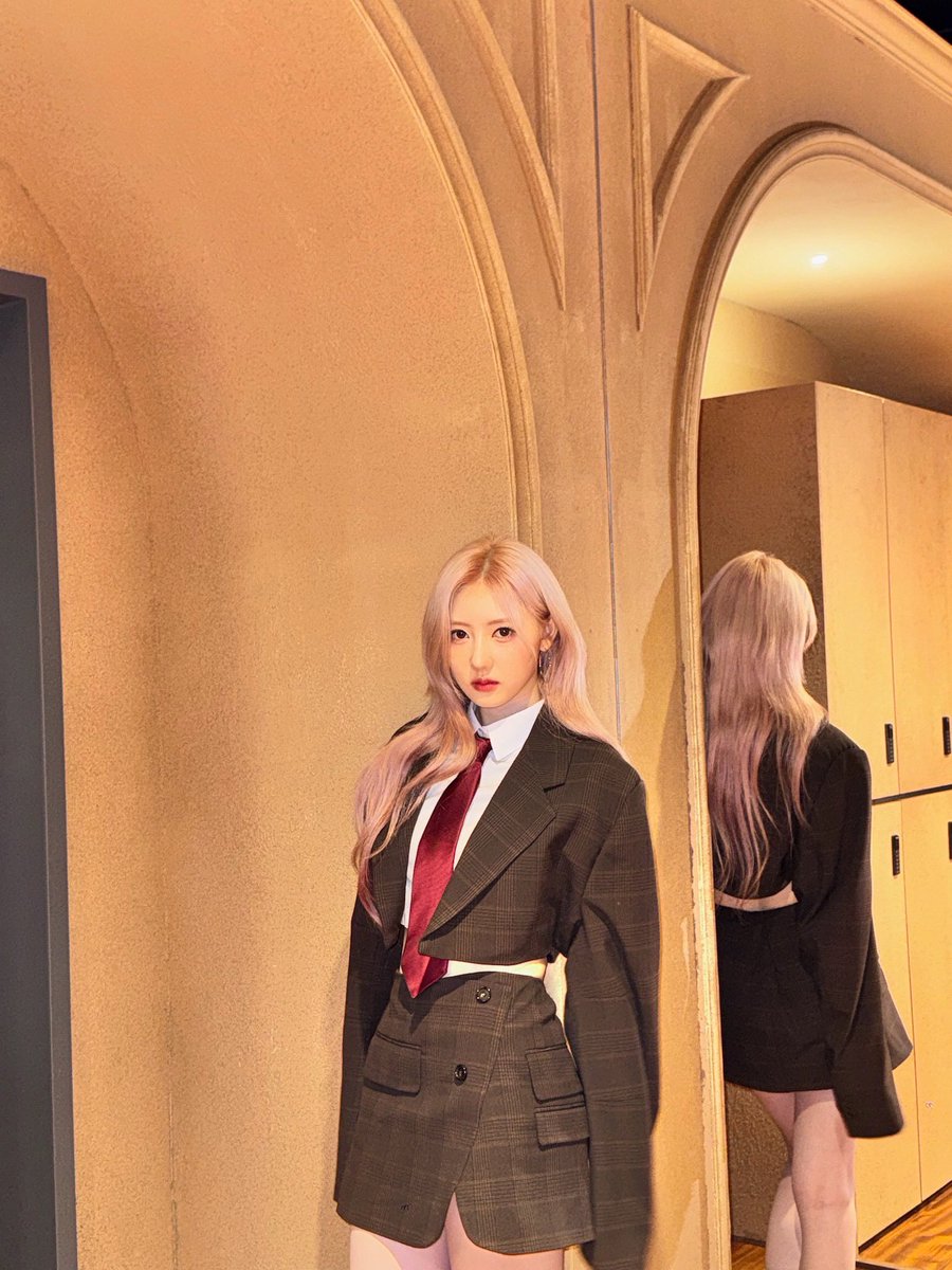 blake 하람· tweet media