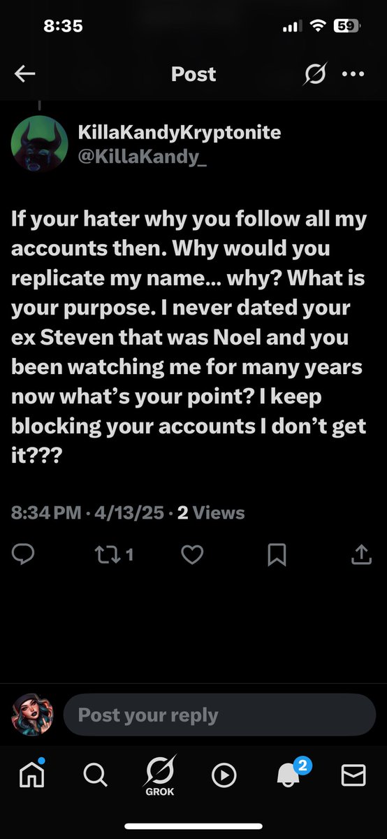 queeneve125's tweet photo. This bitch is at a again, no life. This is what you call a fan. https://t.co/qAbUp6GfJr