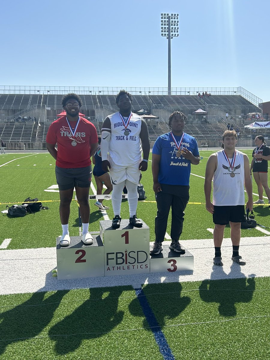 Travis HS TF/XC tweet media