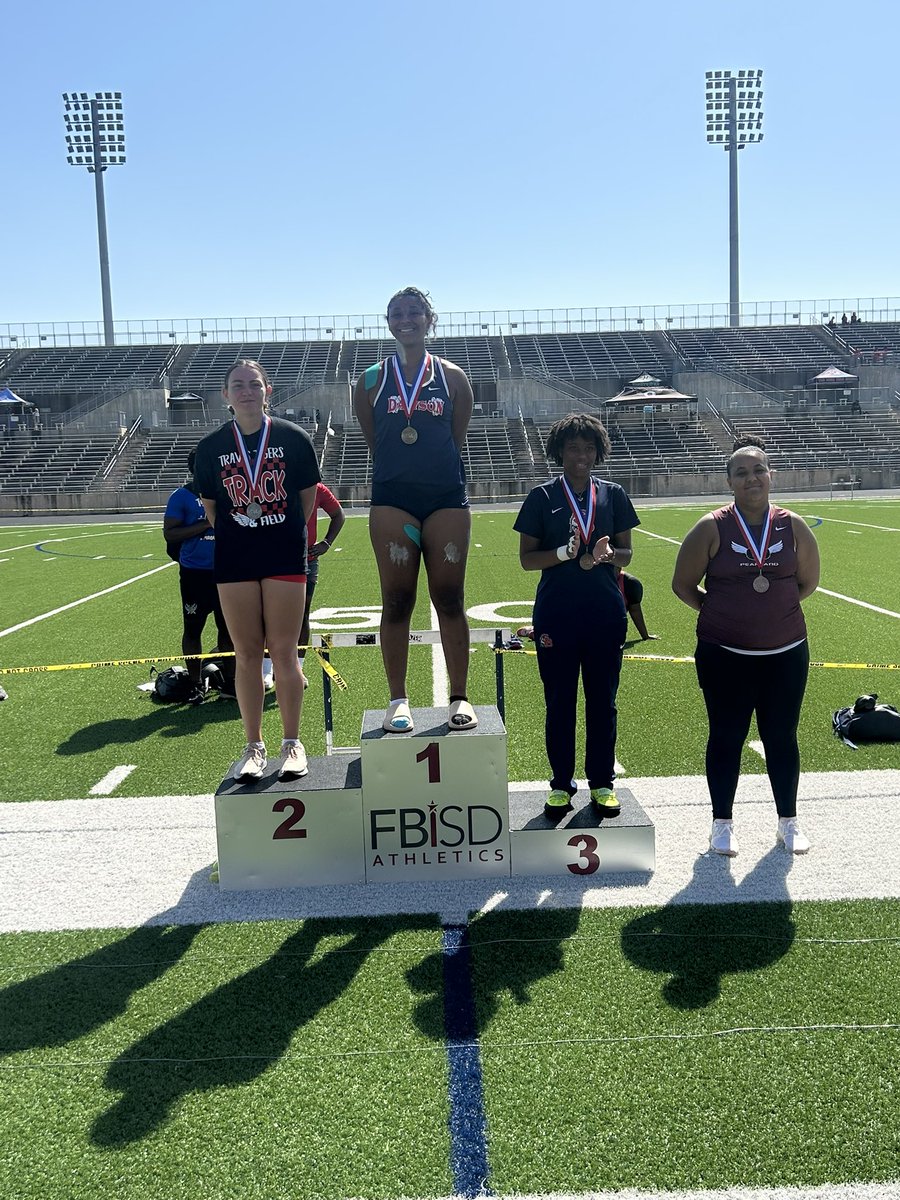 Travis HS TF/XC tweet media