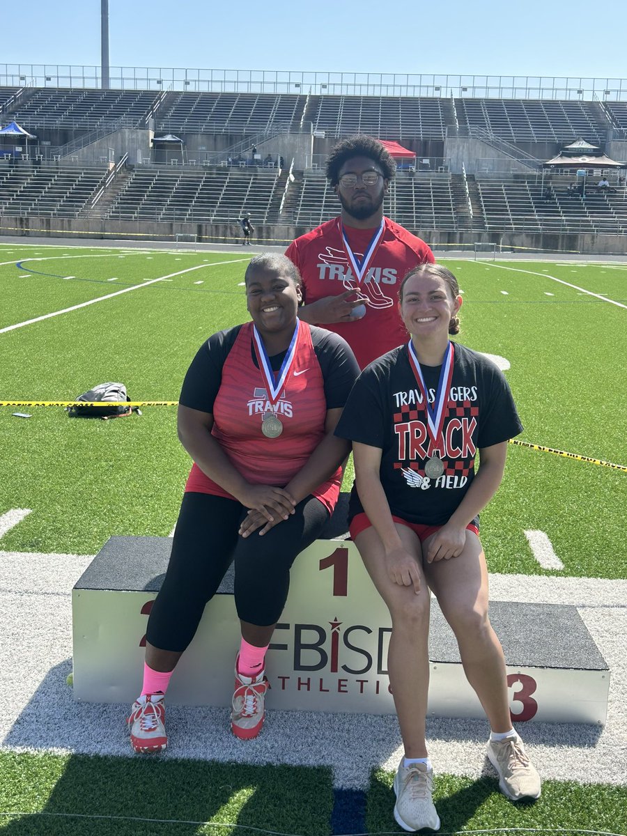 Travis HS TF/XC tweet media