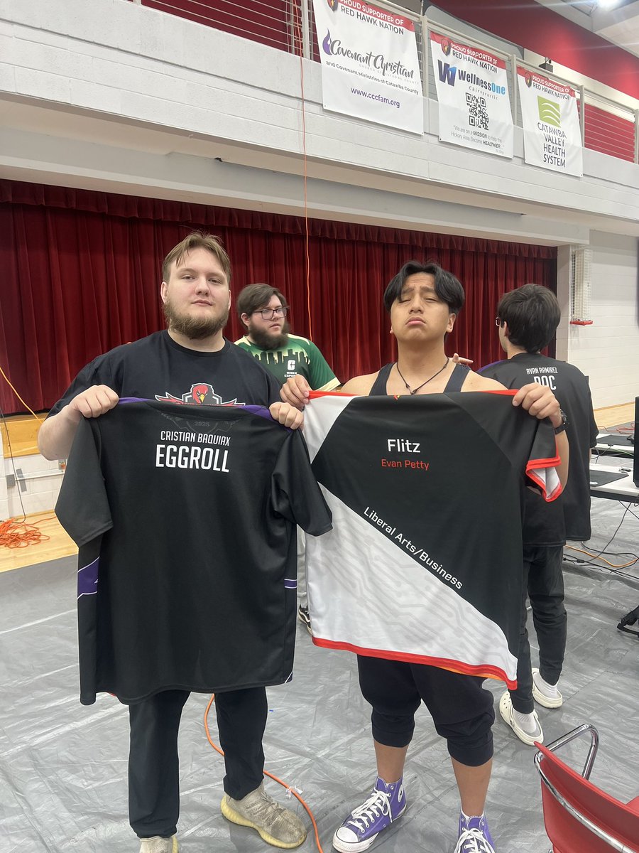 Eggroll_Avodah's tweet image. 0-3 ECC Grands and first rounded Catawba Clash but yk I hit that nasty jersey swap🤪