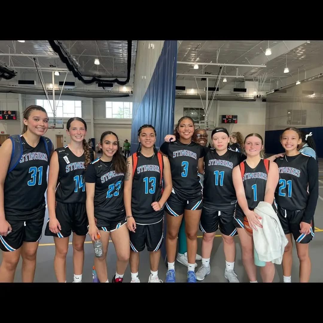 Taylyn Whited (@taylyn2028) on Twitter photo We battled all weekend, found a way to finish 4-0 this weekend at the <a href="/PheeElite/">Napheesa Collier Elite</a> Classic!
Please say a few prayers for 2 of my teammates that were injured in our final game today! We battled all weekend, found a way to finish 4-0 this weekend at the <a href="/PheeElite/">Napheesa Collier Elite</a> Classic!
Please say a few prayers for 2 of my teammates that were injured in our final game today!