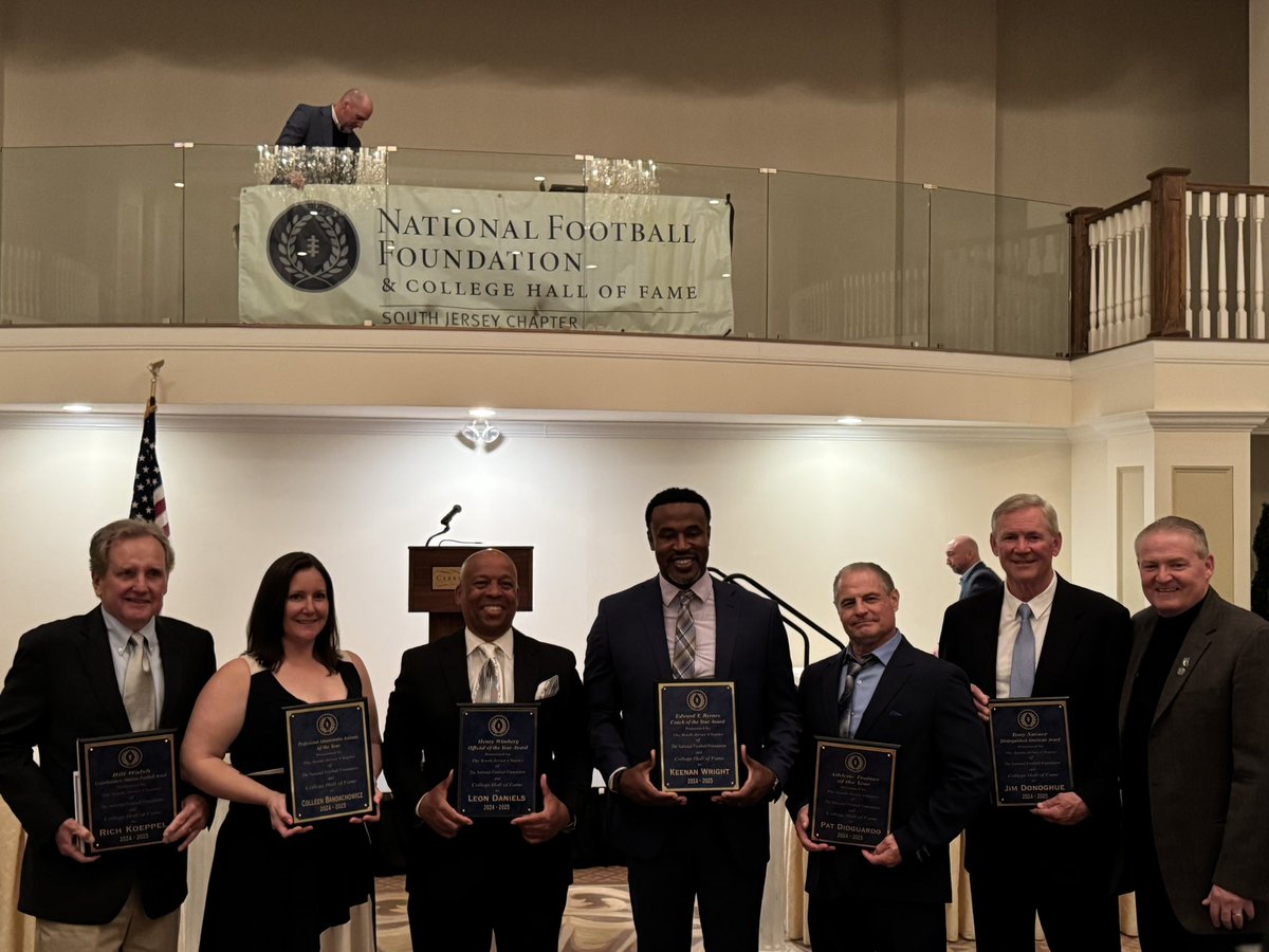 Congrats to all our special award winners tonight (Pic from Left to Right):

Rich Koeppel 
Colleen Bandachowicz
Leon Daniels
Keenan Wright 
Pat Dioguardo
Jim Donoghue 
Mike Gatley (former NFF President)
