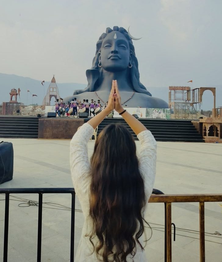 कर्म वह दर्पण है जो हमें हमारा 
वास्तविक रूप दिखाता है 

#ॐ_नमः__शिवाय