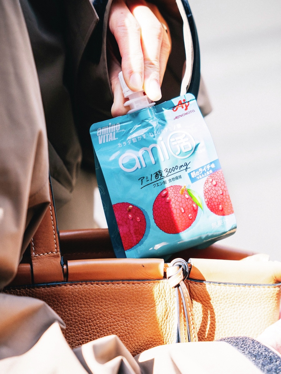 #ami活 ゼリードリンクが
セブン‐イレブンで販売開始します✨️
※近畿・首都圏限定発売

慌ただしい新年度の朝に
すっきりおいしいライチ味でチャージ💙

大切なアミノ酸と元気を引き出すクエン酸！
見かけたら、ぜひお試しください☺️
ajinomoto.co.jp/aminovital/pro…