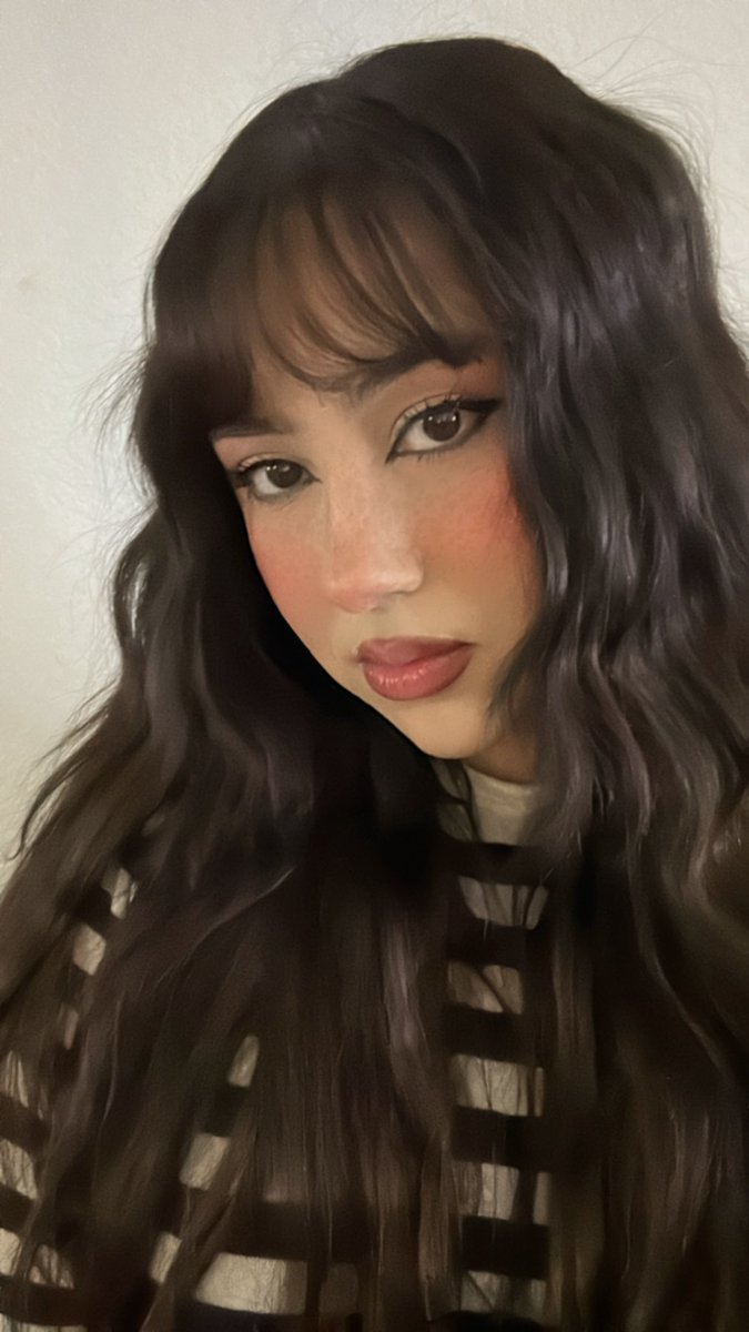 CHAEH0NEY's tweet image. hyungwon and i joining monbebe selca day a little late but… HI! 😄

#monbebeselcaday #mbbsd