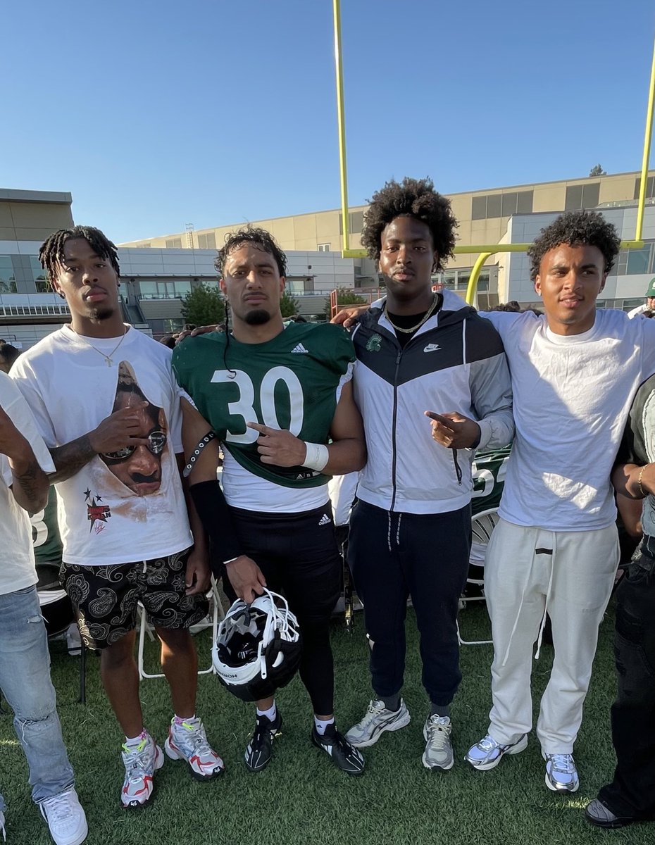 Spring game✅ <a href="/PitaVi7/">Pita Vi</a> Brother🤞🏾<a href="/SacStateFB/">Sac State Football</a> @SacState247 <a href="/BrennanMarion4/">Coach Marion</a>