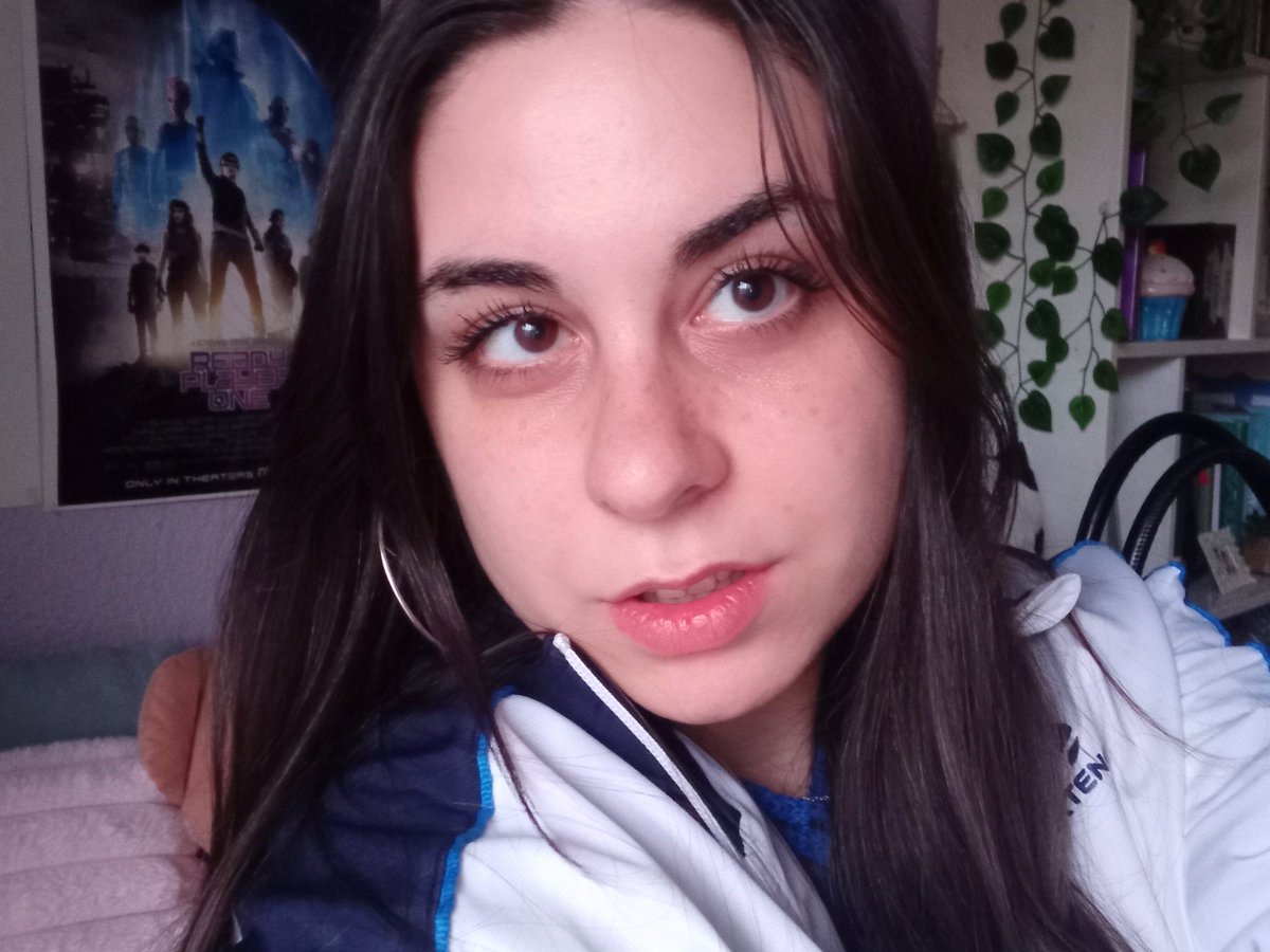 Mimico2002's tweet photo. Lo guapa que estoy últimamente? 🤍☁️✨ https://t.co/xSrxFiKCVr