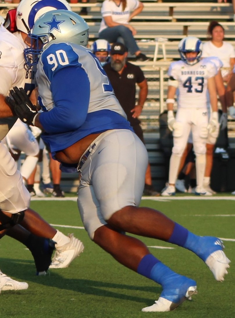JuCoFootballACE's tweet photo. Jordan Jefferson @_spoooook @ Kilgore JuCo @KC_MTXE commits to @SacHornetsFB @CoachB_MTXE https://t.co/edrEozAWCC