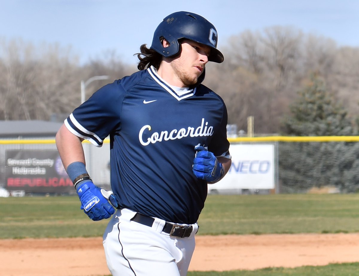 cunebulldogs's tweet photo. ⚾ | Brad Hallock's series at Mount Marty:

👀 8-for-19 (.421), 10 runs, 2 doubles, 4 home runs, 13 RBIs, 1.158 SLG%. 🔥 https://t.co/TS4Gd5kPHg