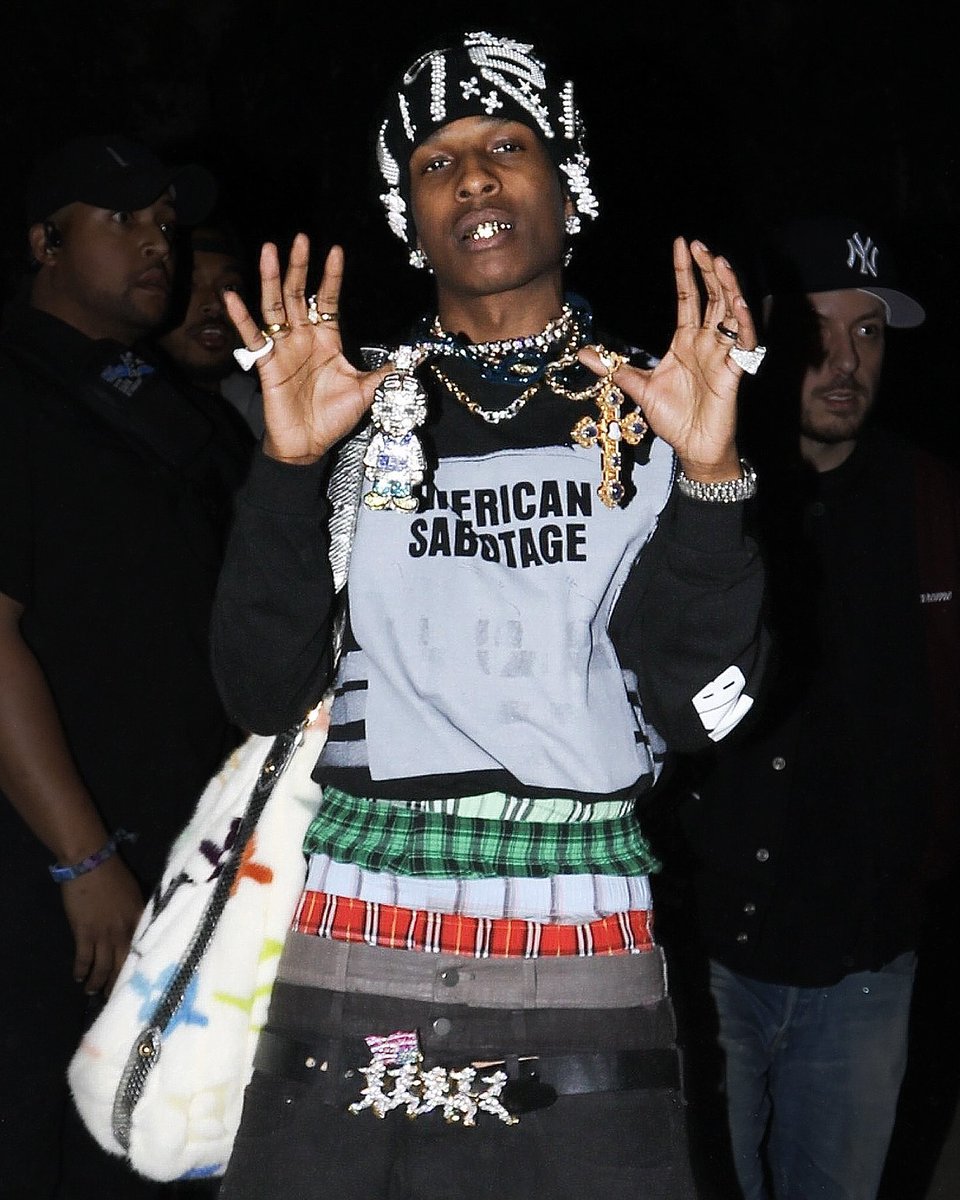 𝕵𝖆𝖘 tweet media