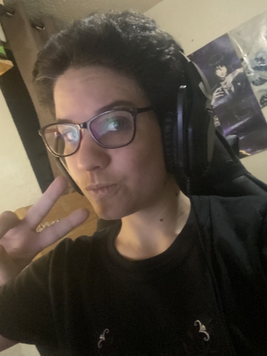 La actitud y emociones están al tope por que iniciamos con cuartos en el circuito de leyendas! No se lo pierdan en la <a href="/Anomaly_Arena/">Anomaly Esports Arena #LeyendasXZEAL👾</a> por twitch OwO 

Acompañada de grandes casters 🖤

<a href="/RommyPandatomic/">Rommy “Lux” Pandatastica 🐼✨</a> 
<a href="/adruu_502/">Adruu 🔥🇬🇹</a>