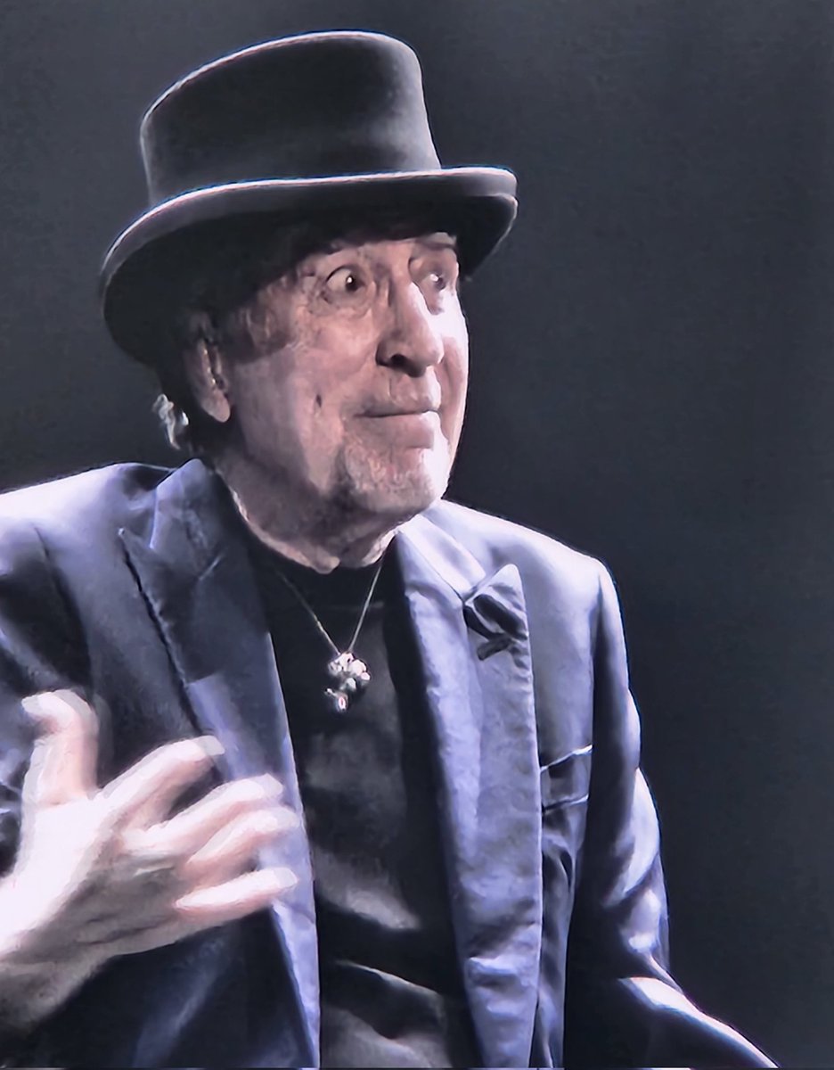 Salud maestro #sabina