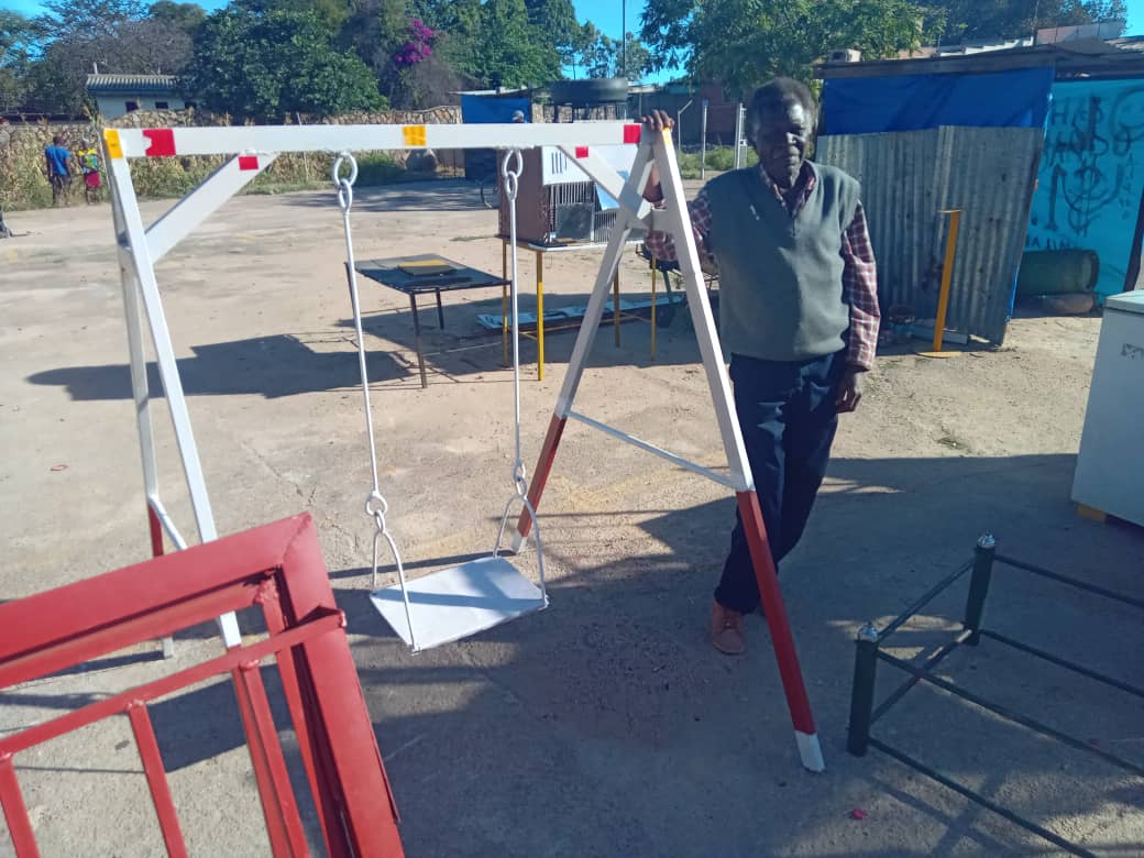 diamondwasu's tweet photo. Mabutweni Man Defies Age

They say, " Age is just a number," right?

Meet Mr. Mahlangu, a 78-year-old from Mabutweni, Bulawayo. He welds and sells items like braai stands, swings and more at Vukauzenzele Flea Market in ward 13.

#AgeIsJustANumber
#Entrepreneurship https://t.co/m5Ejmf0Zy8