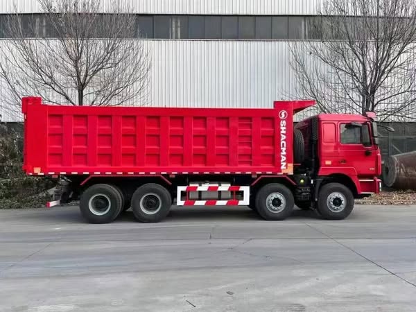 M1nwooooooo's tweet photo. SHACMAN 420hp 8*4 dump truck in stock
—Engine: ISME420_30, Euro II
—Gearbox: 12JSD200T-B-Iron shell-QH50
—Cargo box: 7400×2300×1800 (mm) https://t.co/A1nlHwqtpW
