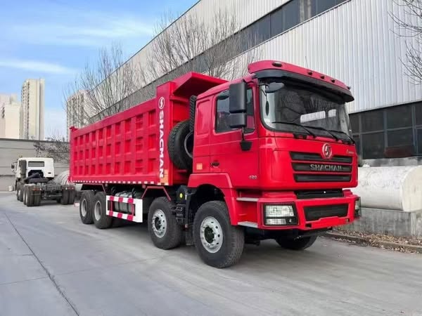 M1nwooooooo's tweet photo. SHACMAN 420hp 8*4 dump truck in stock
—Engine: ISME420_30, Euro II
—Gearbox: 12JSD200T-B-Iron shell-QH50
—Cargo box: 7400×2300×1800 (mm) https://t.co/A1nlHwqtpW