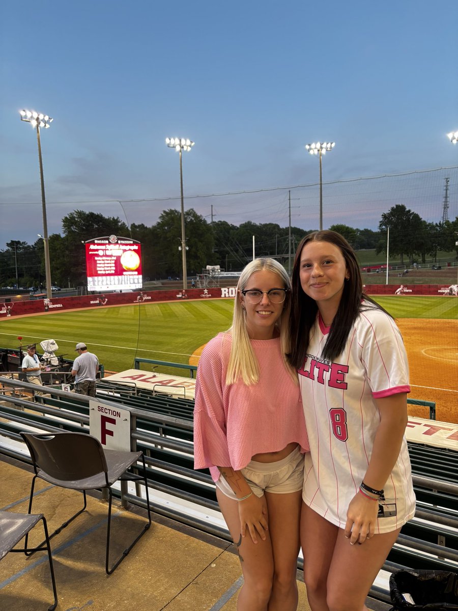 Me and <a href="/AubreeBusby/">Aubree Busby</a> had an amazing time being able to watch two great teams play against each other and be able to pick up some stuff! <a href="/Jocelynbriski/">Jocelyn Briski</a> is an amazing pitcher! <a href="/AlabamaSB/">Alabama Softball</a> <a href="/OU_Softball/">Oklahoma Softball</a> <a href="/ShockwavesElite/">Shockwaves Elite Busby</a>