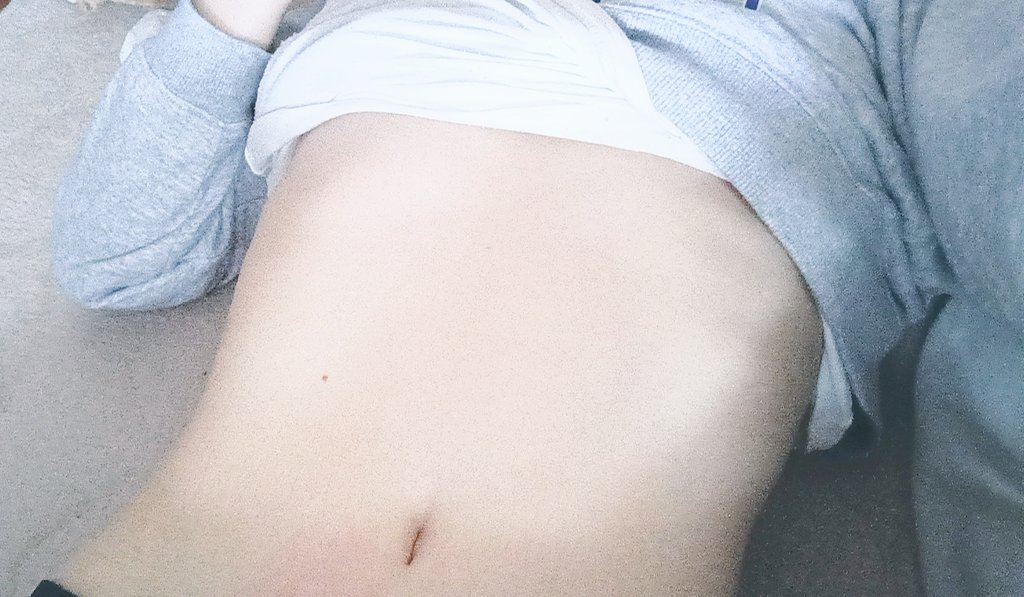 WAGetmRtRR29024's tweet image. ウエストは細いのよ。なのにお尻が大きいからズボン選び大変😰
 #裏アカ女子
 #処女
  #チン凸下さい