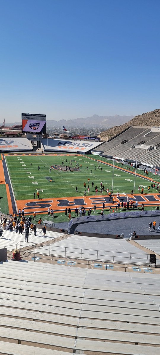 CJ Simon (@alldaycj34) on Twitter photo The beauty in Gods grace! Can't wait to call <a href="/UTEPFB/">UTEP Football</a> home💯 Had an amazing time this weekend. <a href="/CoachPappalardo/">Joe Pappalardo</a>
<a href="/CoachSWUTEP/">Scotty Walden</a> ⛏️🟠🔵 The beauty in Gods grace! Can't wait to call <a href="/UTEPFB/">UTEP Football</a> home💯 Had an amazing time this weekend. <a href="/CoachPappalardo/">Joe Pappalardo</a>
<a href="/CoachSWUTEP/">Scotty Walden</a> ⛏️🟠🔵