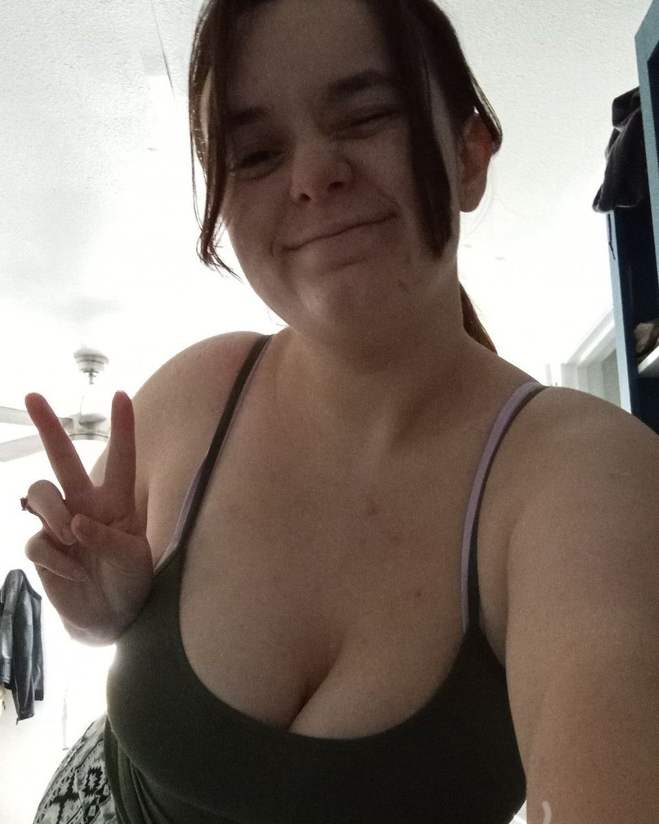 thicgirlhunter's tweet photo. Hit her up on her new telegram for content 🔥😍 T - twofacedcrybaby
@twofacedcry https://t.co/DBf1EG77GY