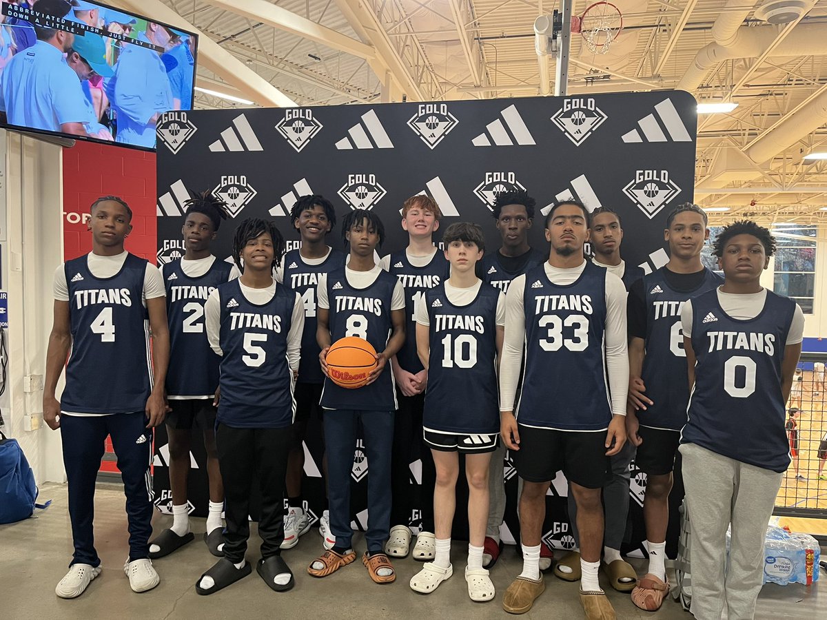 mightytitansfl's tweet photo. Congrats to the 2028 Adidas Gold Team on going 4-0 in East Session 1 this weekend in Lawrence Kansas! Go Titans! https://t.co/fdEtxvAEsx