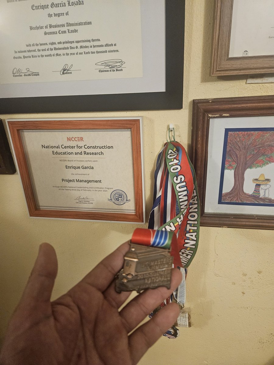 kikegarciaonli's tweet image. Antes y ahora.

En el 2010 nadé por Puerto Rico en los campeonatos máster de Estados Unidos.  Antes nadaba por el orgullo de la Isla. Ahora peleo por sus almas para Cristo.

#Persevera,#Ven, #Leader