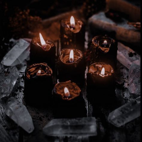AtEndOfUniverse's tweet photo. ✯ Charlie Morvay - 🔮
✯ 19
✯ She/Her
✯ Witch of the Dark Arts
✯ Magic Nerd
✯ Wants to Learn More About Ordinary Life https://t.co/KRGElkgVqQ