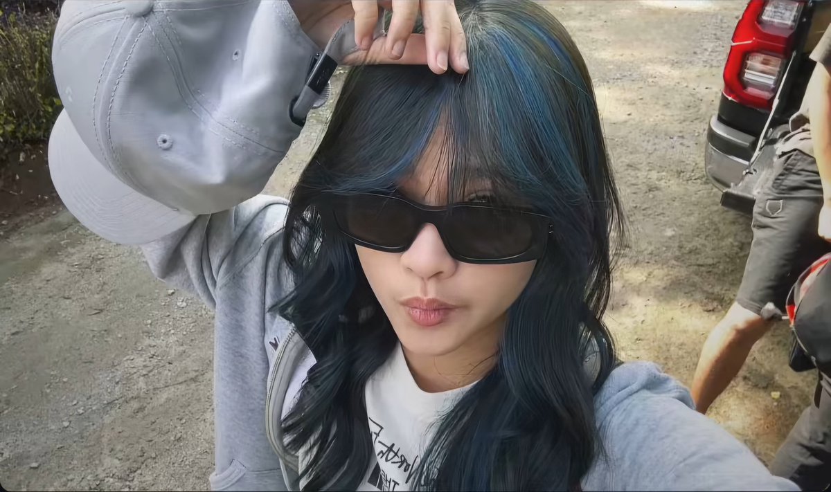 Adellion_'s tweet photo. Naik naik ke puncak gunung ~ 
Ciee dah keren banget nih, yang mau muncak ke Merbabu ⛰️
Safe trip &amp; semangat yaaa cinta 💪🏻🥰 @AdelRevaaa https://t.co/piymnzu965