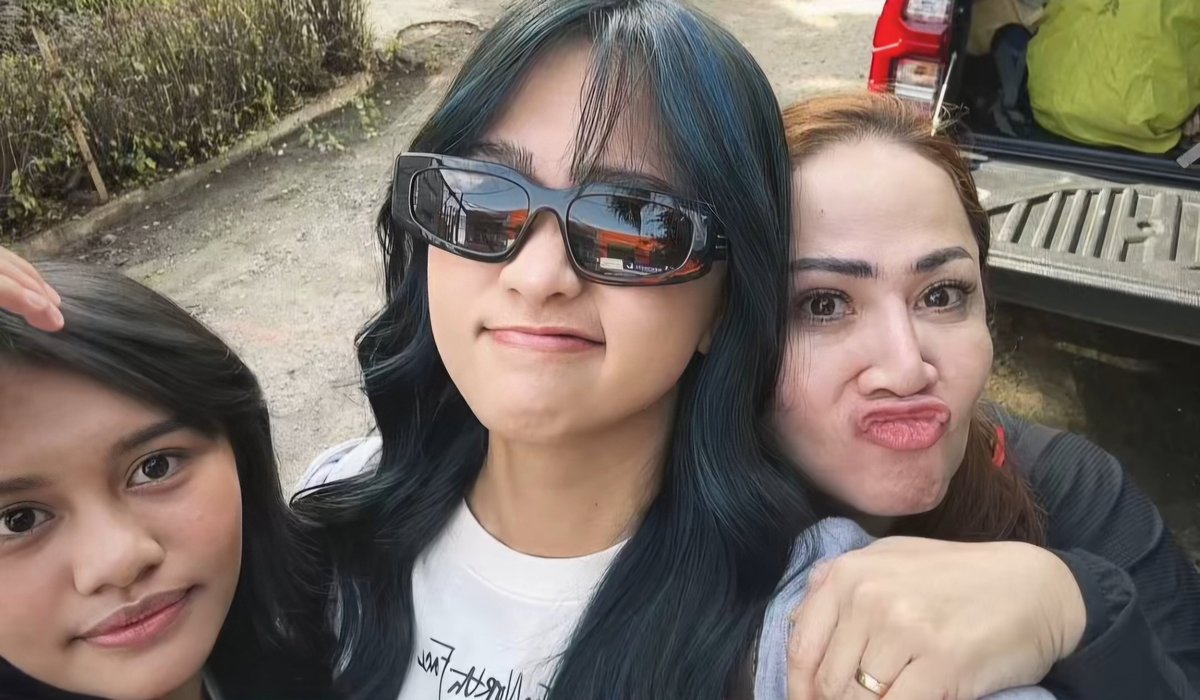 Adellion_'s tweet photo. Naik naik ke puncak gunung ~ 
Ciee dah keren banget nih, yang mau muncak ke Merbabu ⛰️
Safe trip &amp; semangat yaaa cinta 💪🏻🥰 @AdelRevaaa https://t.co/piymnzu965