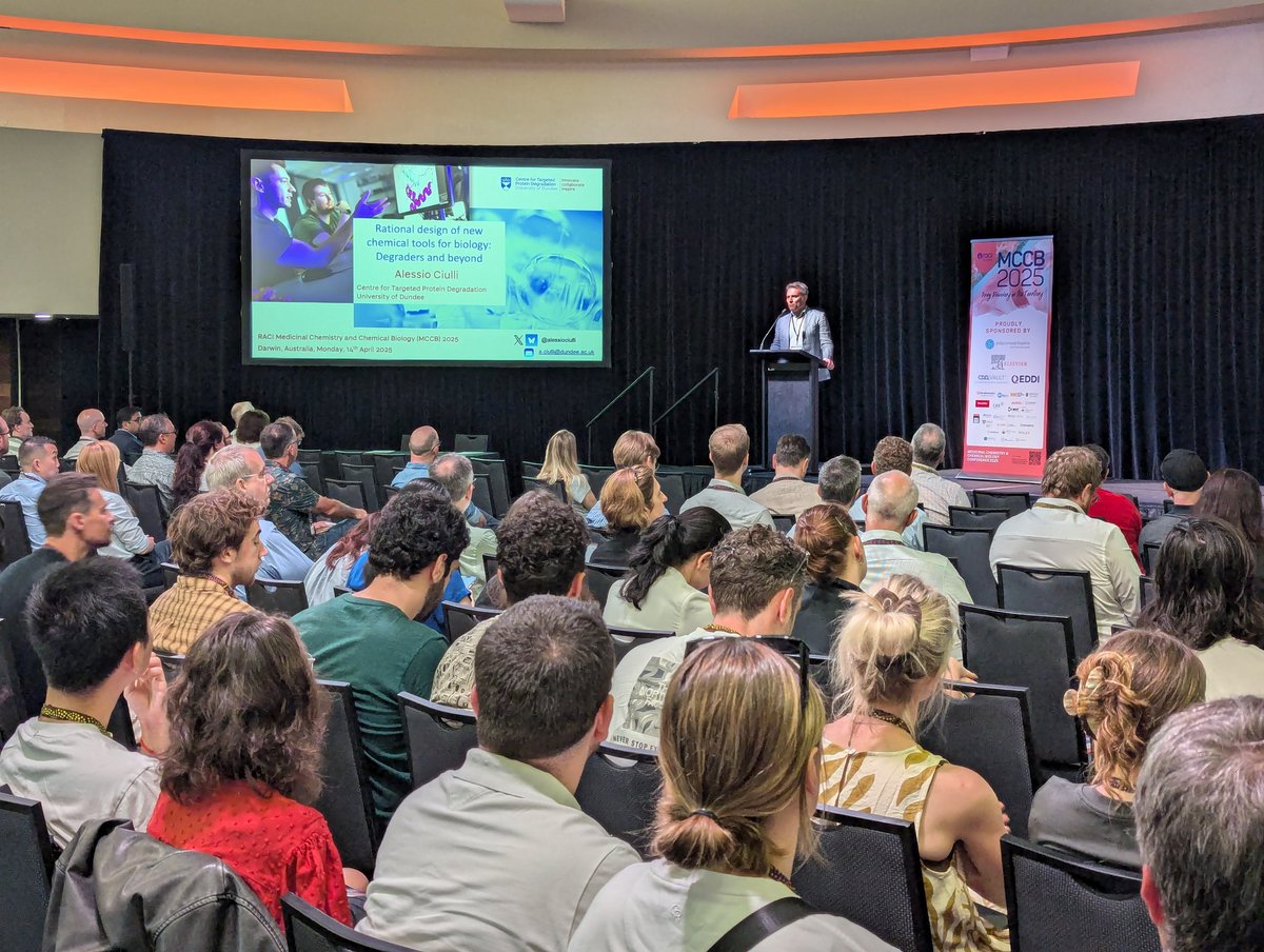 Yu Heng Lau (@yuhenglau) on Twitter photo The #MCCB2025 conference in Darwin kicks off in style, with <a href="/alessiociulli/">Alessio Ciulli</a> delivering an amazing talk on dual ligase targeting molecular glues, and their new bromocatch tag
(Talk so good it blew the power out all across Darwin for a minute 😂) The #MCCB2025 conference in Darwin kicks off in style, with <a href="/alessiociulli/">Alessio Ciulli</a> delivering an amazing talk on dual ligase targeting molecular glues, and their new bromocatch tag
(Talk so good it blew the power out all across Darwin for a minute 😂)