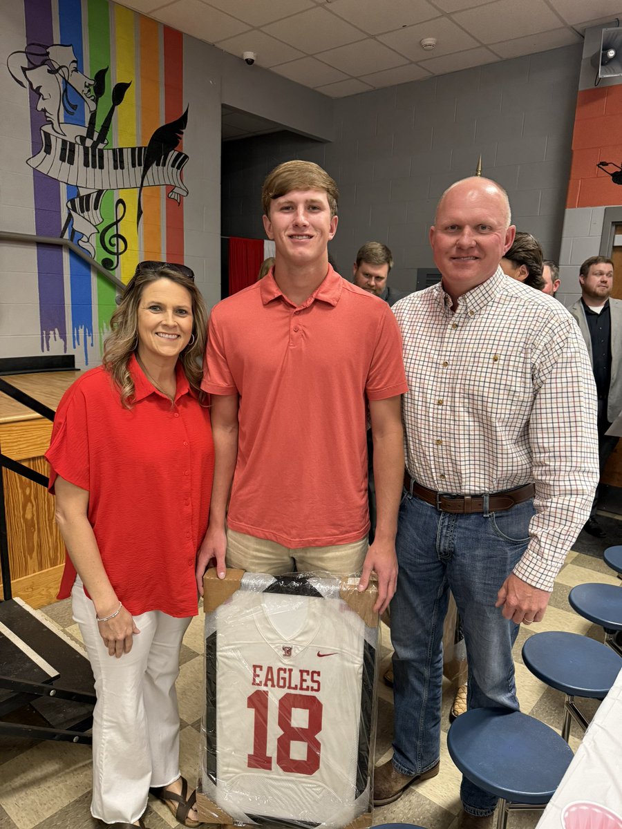 Senior Season football banquet 
Congratulations <a href="/cason_walls/">Cason Walls</a> for a great season and career as a Douglas Eagle! Thankful for the coaches over the years who have poured themselves into making him not just a good football player but a great young man!