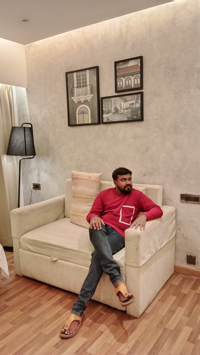 sampathsulagiri's tweet photo. நல்லதே நடக்க... நானிலம் சிறக்க... மகிழ்ச்சி பெருக... மனிதநேயம் சிறக்க... இனிய தமிழ் புத்தாண்டு நல்வாழ்த்துகள் உறவுகளே...💐💚💖🥳

#happytamilyear2025 https://t.co/CGhDiEJ9JA