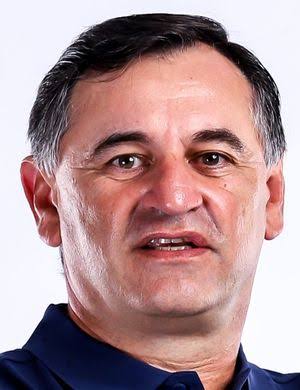 Tema Carlos Bustos 👇
La semana previa a la fecha 8 Apertura, la carpeta del DT 🇦🇷 llego a las oficinas de Alianza Universidad Huánuco y Sport Boys, pero la opción de SBA era la más fuerte y digo 'era' porque ahora tras el 4-0 sobre CUnidos todo podría cambiar. Se viene Cienciano