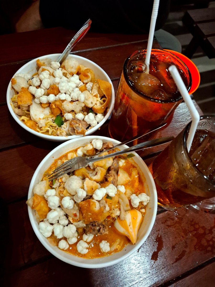 itsyeojae's tweet photo. Hidup makan bersama Ayanggg https://t.co/qtPmdsUBWt